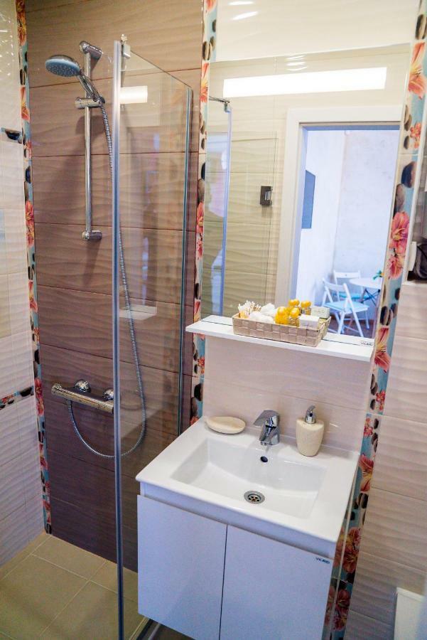 Sofia Central Pretty Apartment エクステリア 写真