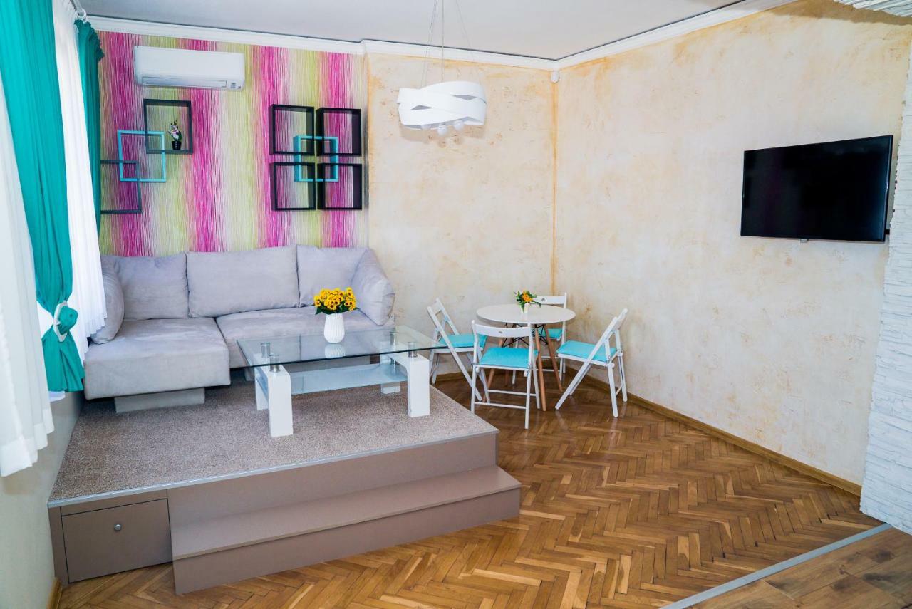 Sofia Central Pretty Apartment エクステリア 写真